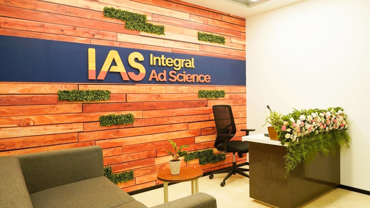 IAS