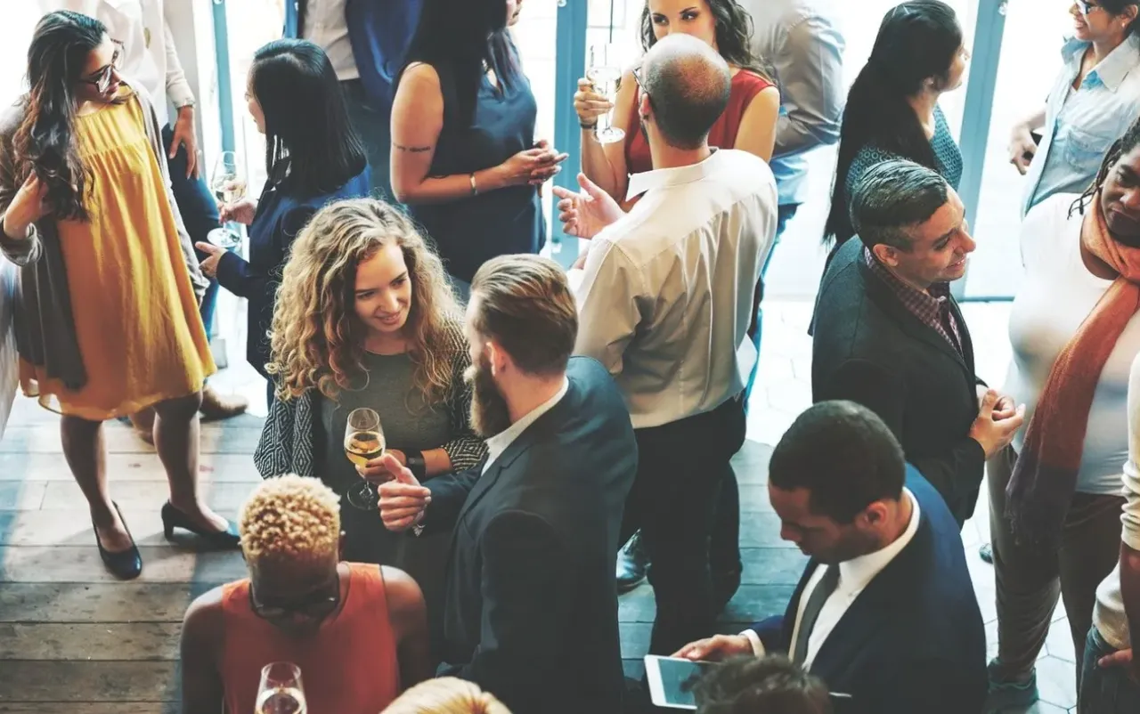 Eventos profesionales y Networking: Una oportunidad valiosa para el crecimiento y la expansión de las empresas 