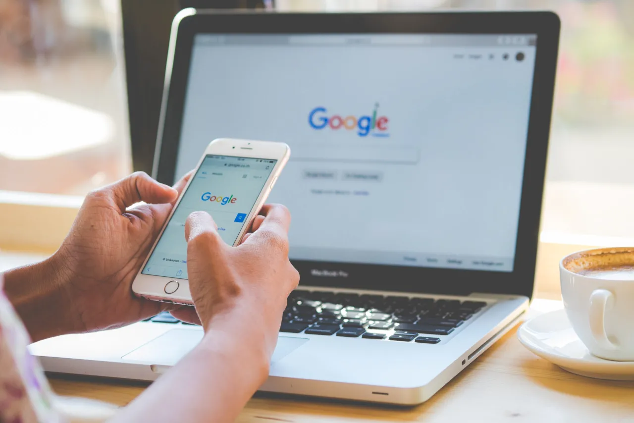Google SGE o Search Generative Experience: El Nuevo Paradigma de las estrategias SEO y la interacción de los usuarios con los motores de búsqueda y su nueva IA