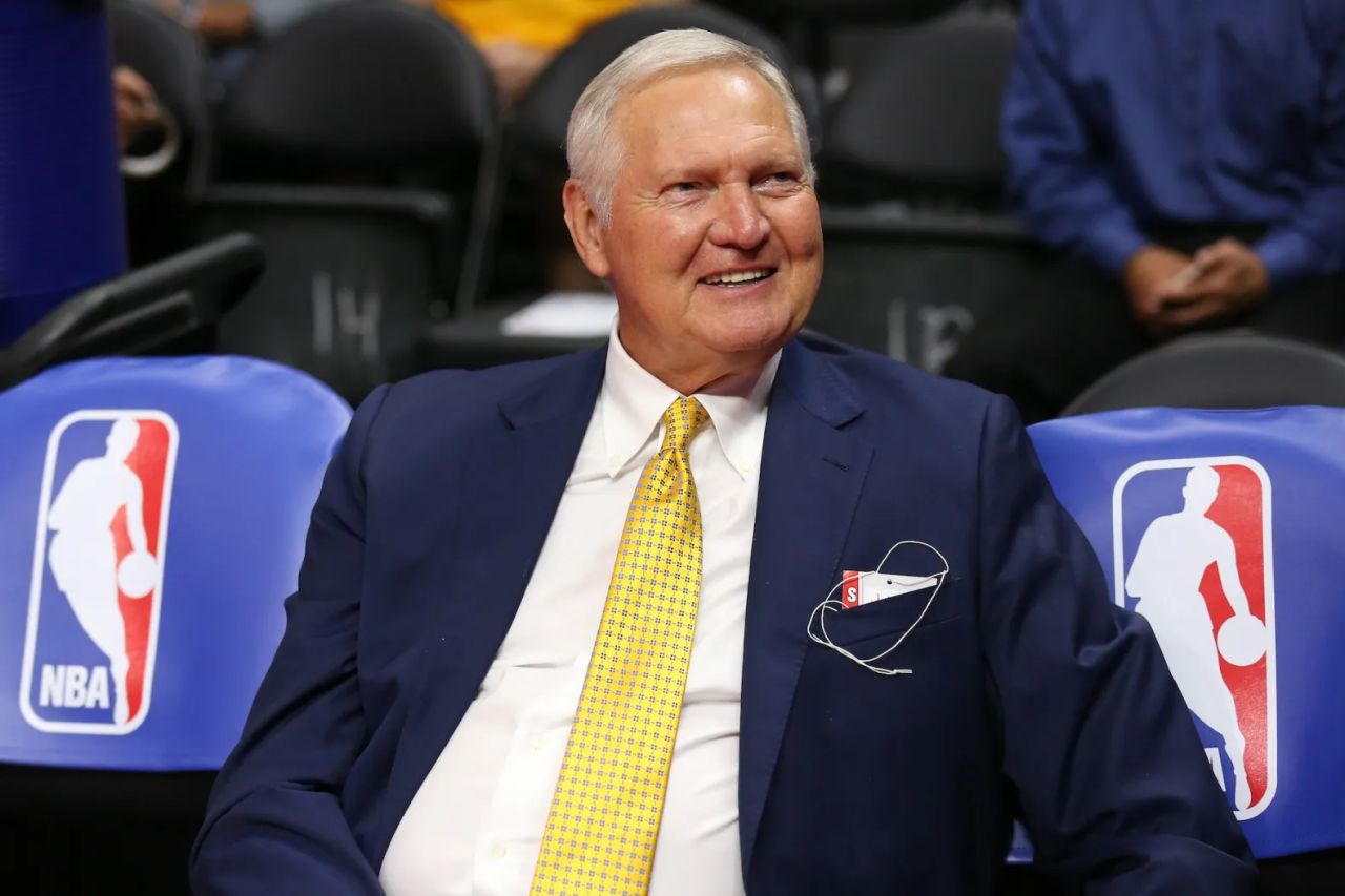 El marketing y el éxito comercial del logo de la NBA con la imagen del legendario Jerry West