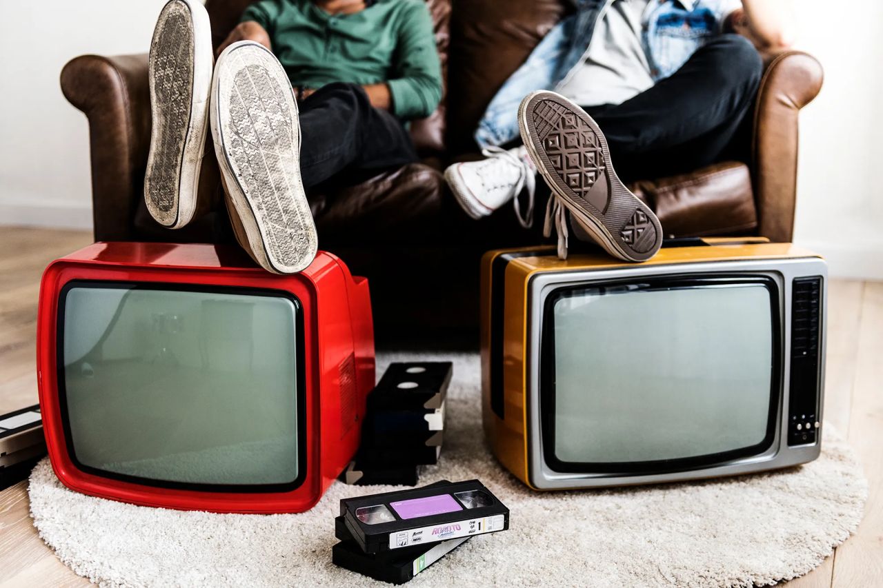 La verdadera realidad de los datos y audiencias de la Televisión lineal frente al gigante que la está devorando